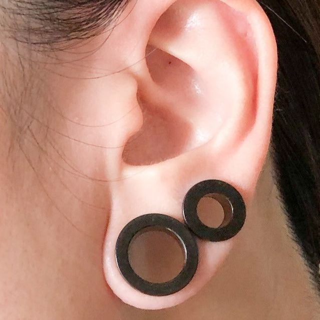 Ear flesh tunnel shops